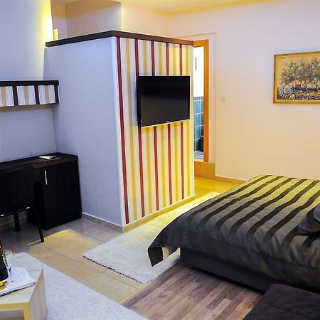 Beach Villa Bb Podstrana Luaran gambar