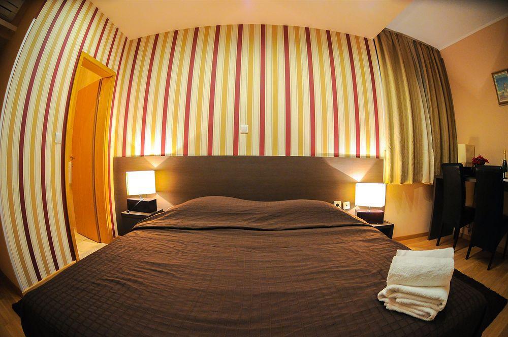 Beach Villa Bb Podstrana Luaran gambar