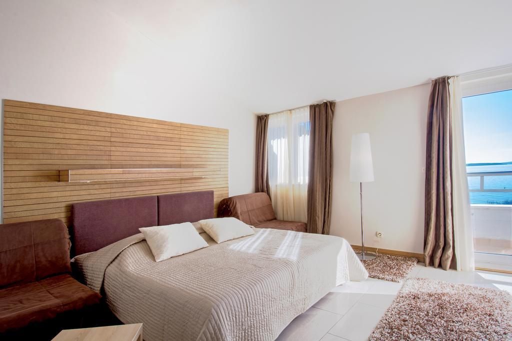 Beach Villa Bb Podstrana Luaran gambar