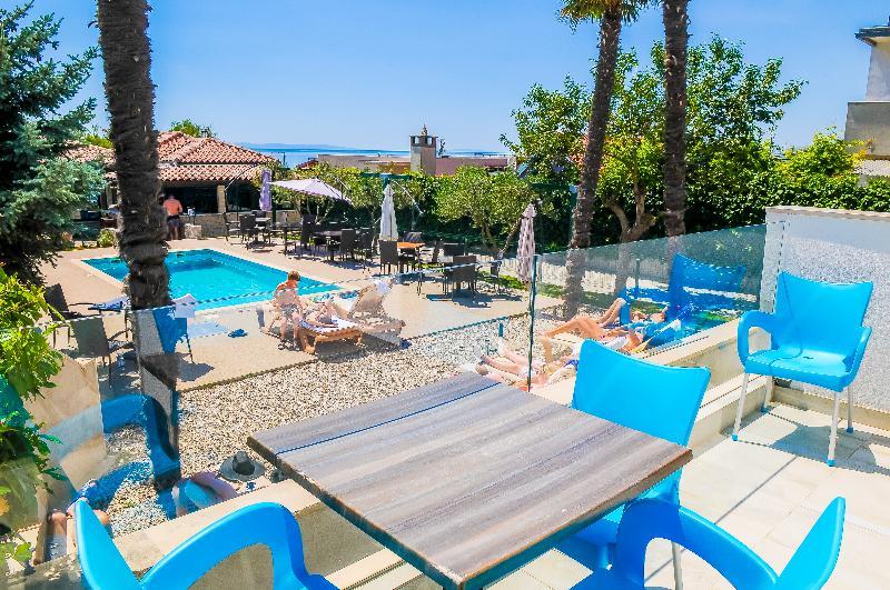 Beach Villa Bb Podstrana Luaran gambar